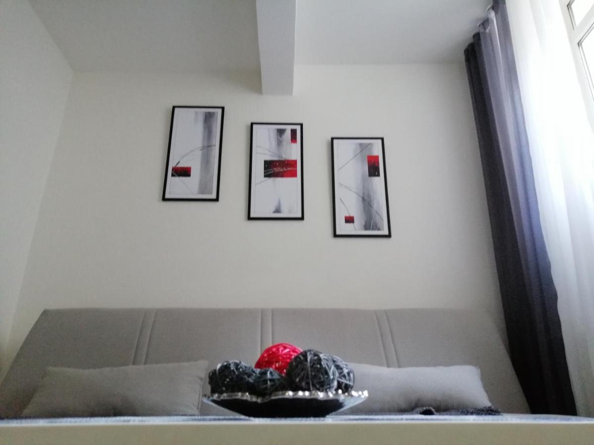 Studio Apartman Kocka Belgrade Luaran gambar